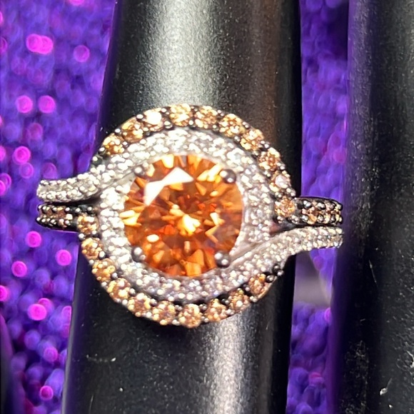 Bella Luce Champagne & White Diamond Simulants Ring - Picture 6 of 8